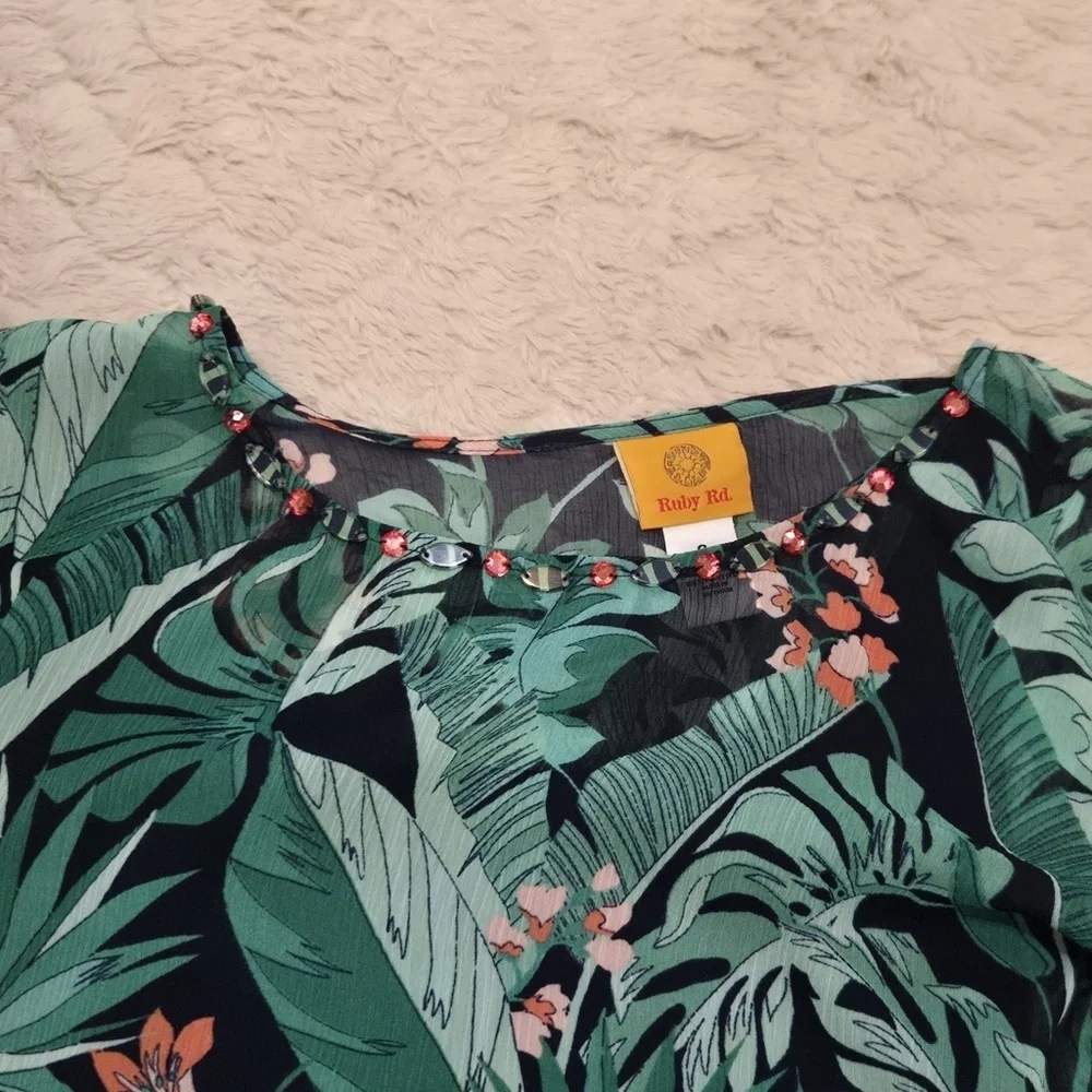 Ruby Rd. Green Tropical Sheer Overlay and Tank Top, Size Small NWT